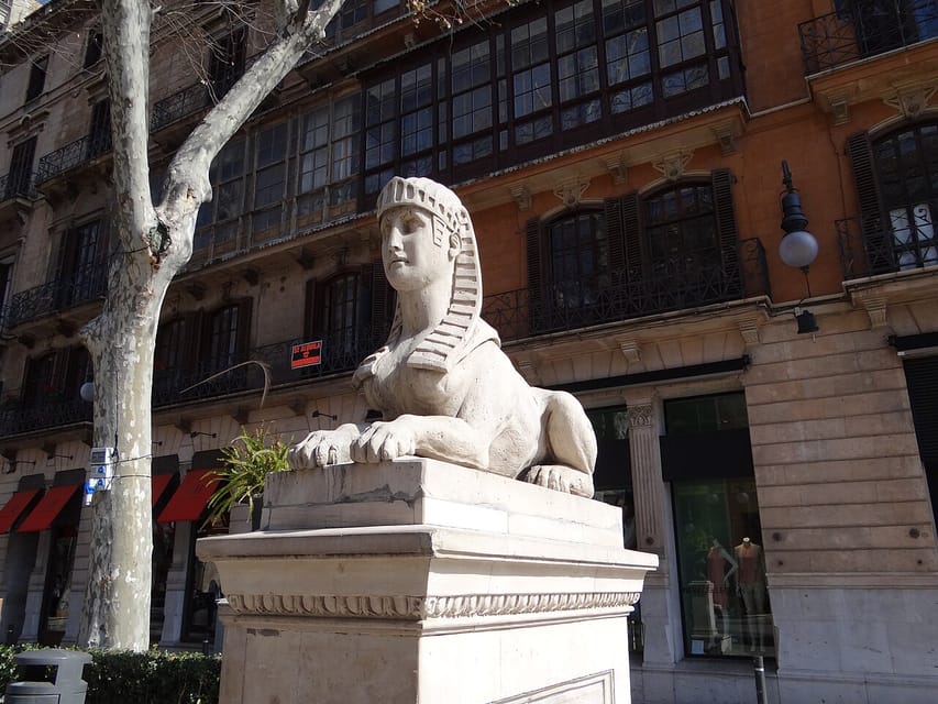 Llibreria Quart Creixent Palma (1982) - Llibreria de Referència