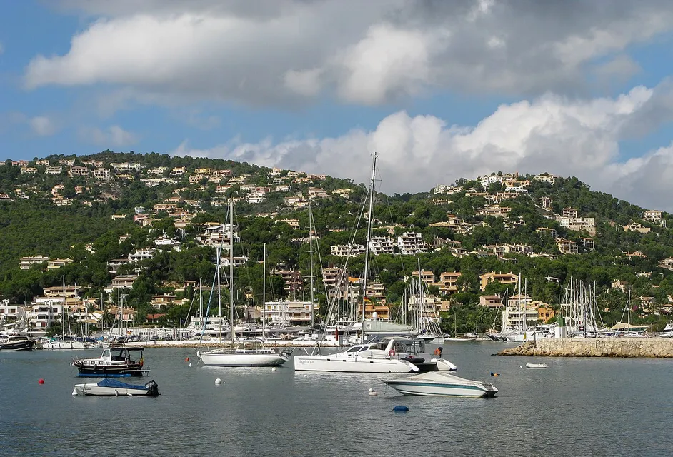 Sunseeker Mallorca Yacht Charter